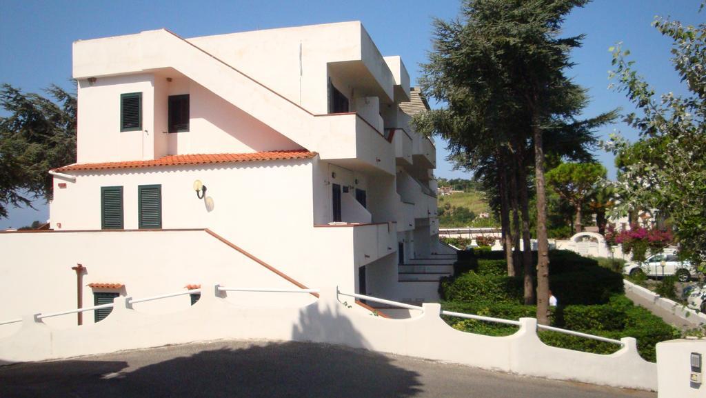 Ischia Uno Residence Forio  Ngoại thất bức ảnh
